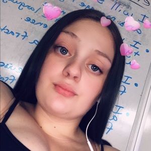 Meet your Posher, Mackenzie